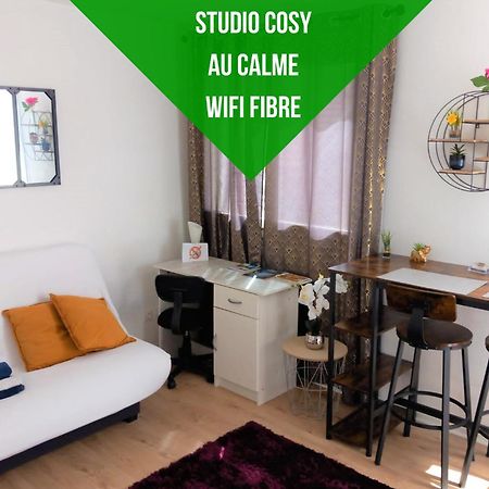 Le Zen -Studio Tout Equipe- Wifi Fibre- Centre Ville Avec Parking Tarbes Exterior photo